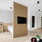 Aparthouse Fabryczna Apartment *