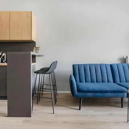 Aparthouse Fabryczna Διαμέρισμα *