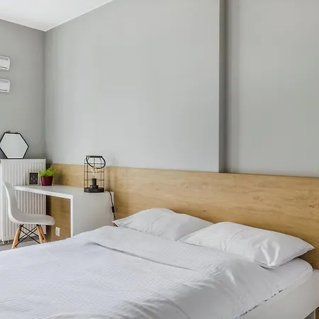 Aparthouse Fabryczna Lodz
