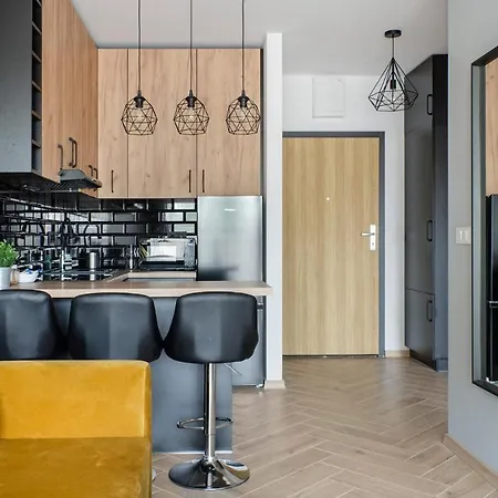 Aparthouse Fabryczna * לודז'