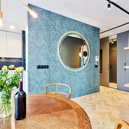 Aparthouse Fabryczna Λοτζ