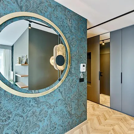 Aparthouse Fabryczna Διαμέρισμα