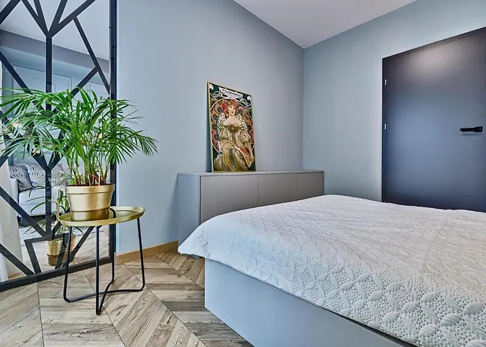 Aparthouse Fabryczna * לודז'