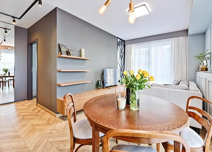 Aparthouse Fabryczna Апартаменты Лодзь